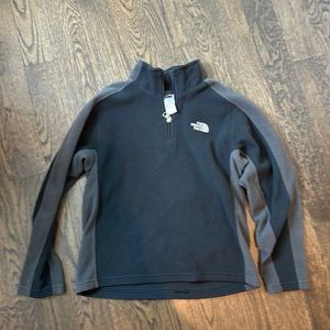 North Face half zip fleece. Size 10-12, M